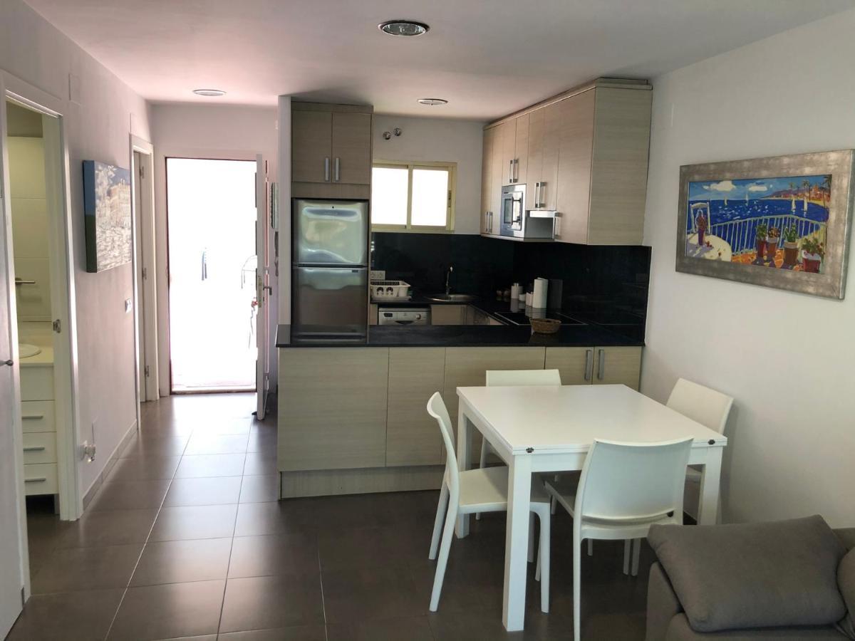 Apartaments Colibri Кембрилс Екстериор снимка