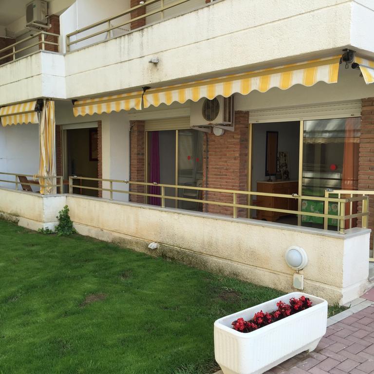 Apartaments Colibri Кембрилс Екстериор снимка