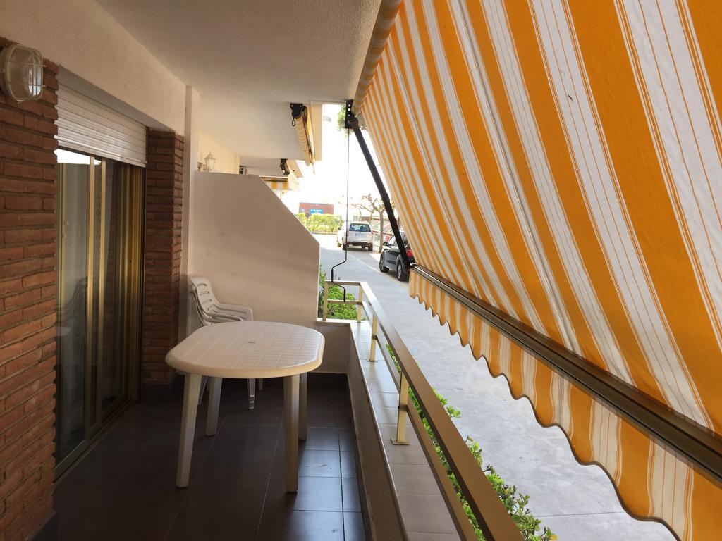 Apartaments Colibri Кембрилс Екстериор снимка