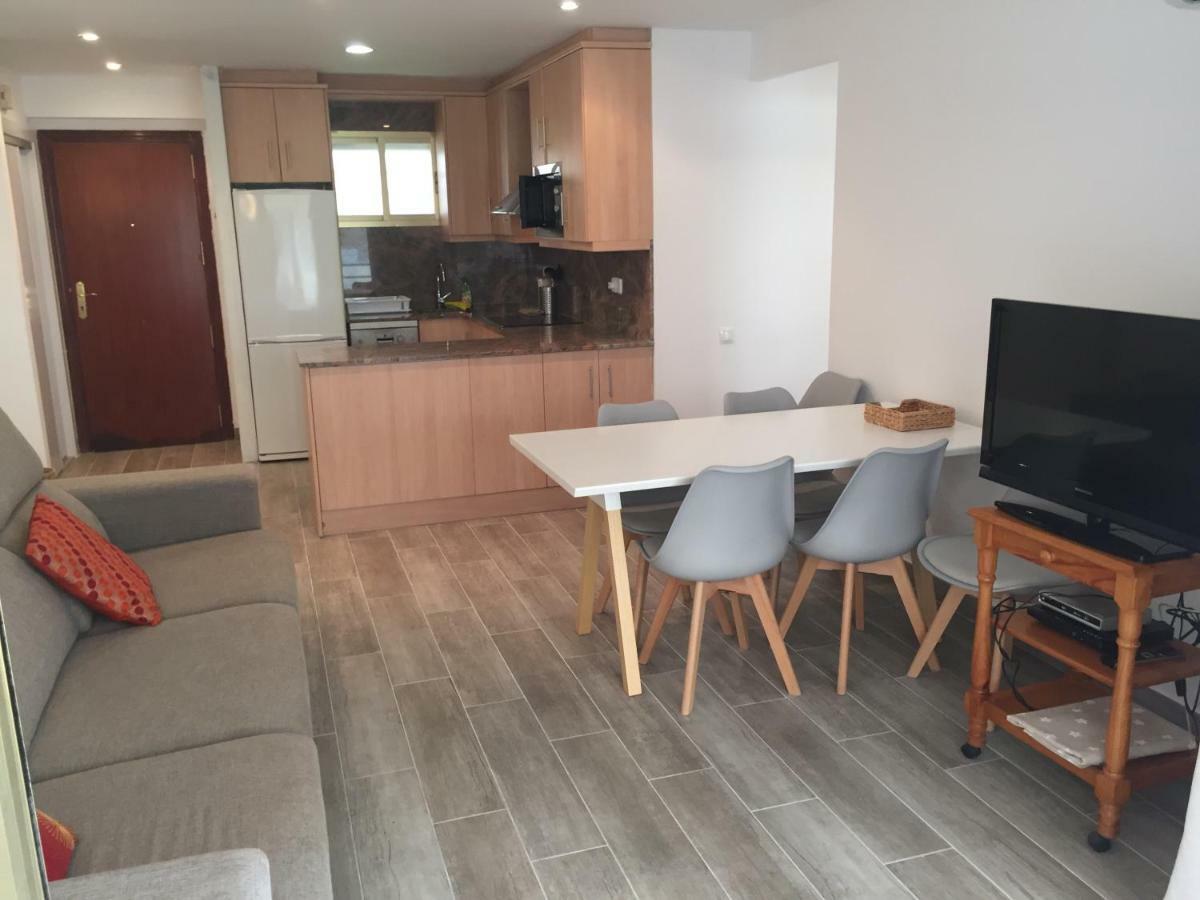 Apartaments Colibri Кембрилс Екстериор снимка