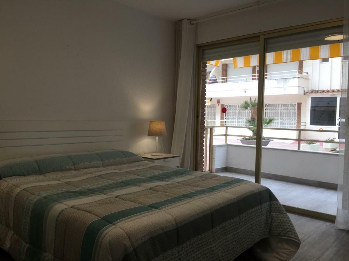 Apartaments Colibri Кембрилс Екстериор снимка